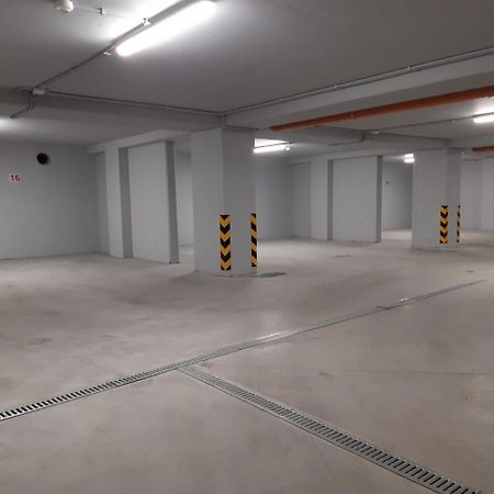 Plaza35 Aparthotel Sibiu Ngoại thất bức ảnh