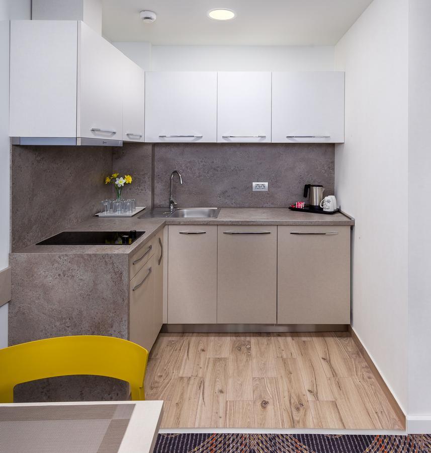 Plaza35 Aparthotel Sibiu Ngoại thất bức ảnh