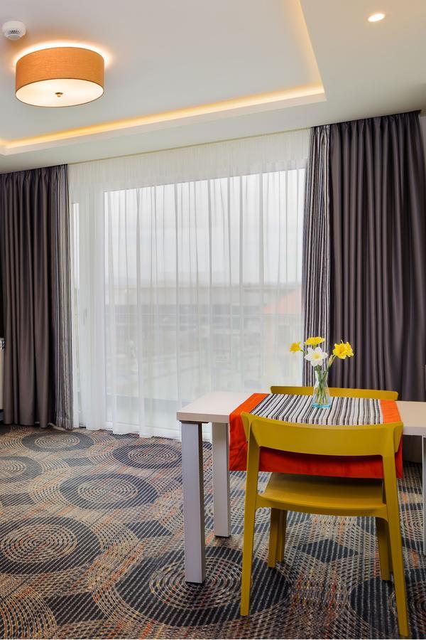 Plaza35 Aparthotel Sibiu Ngoại thất bức ảnh