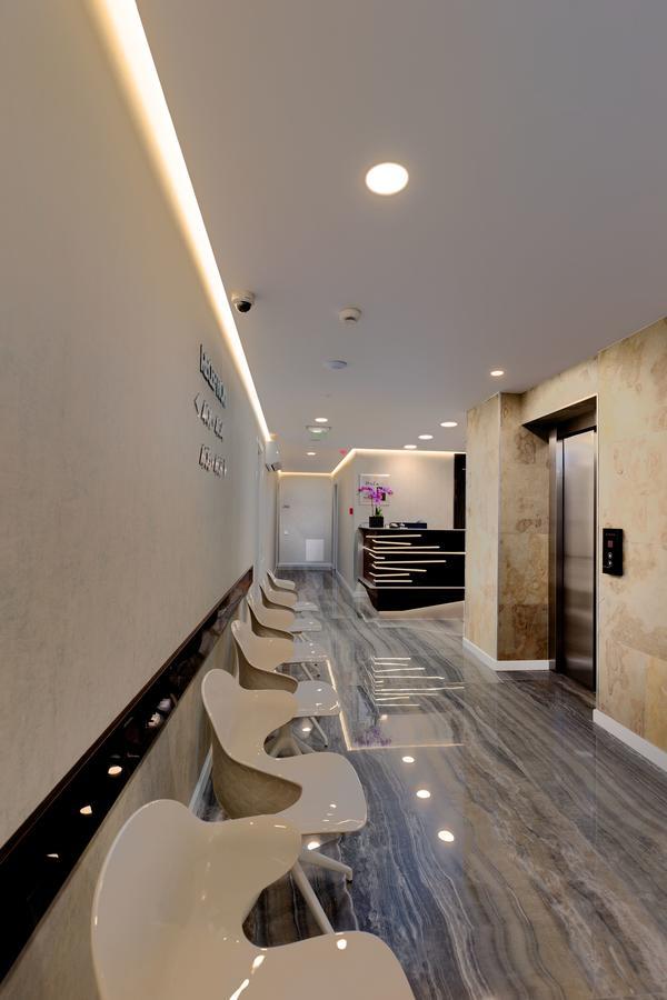 Plaza35 Aparthotel Sibiu Ngoại thất bức ảnh