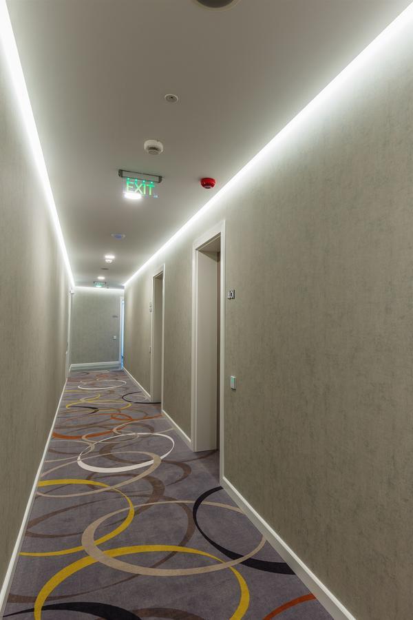 Plaza35 Aparthotel Sibiu Ngoại thất bức ảnh