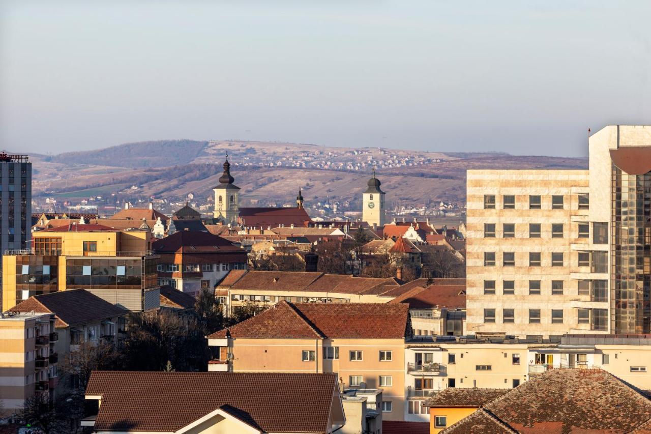 Plaza35 Aparthotel Sibiu Ngoại thất bức ảnh