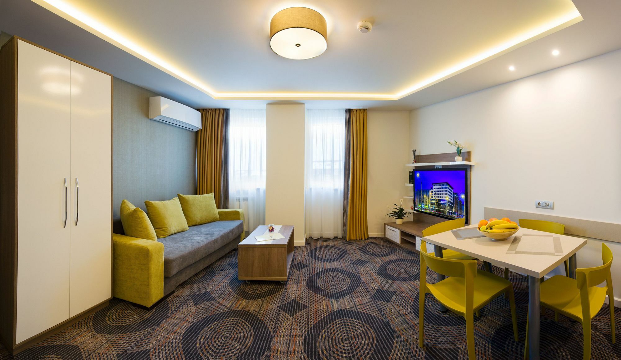 Plaza35 Aparthotel Sibiu Ngoại thất bức ảnh